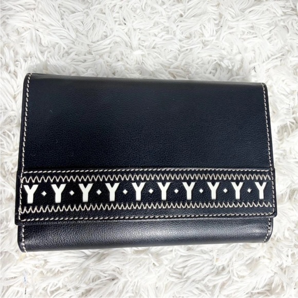 Yves Saint Laurent Black and White Wallet - Picture 2 of 13